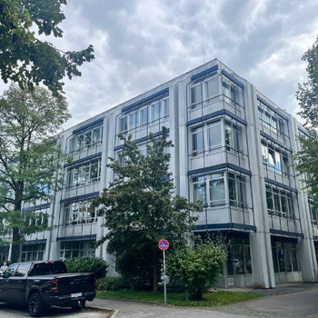 STOCK - helle Büroräumlichkeiten | gute Anbindung | ruhige Lage