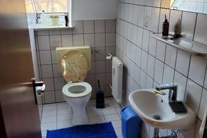 Geräumige 2 Zimmer Wohnung in ruhigem 6-Familien Haus in Erlangen-Bruck – Bierlachweg 7, 91058 Schönfeld, Erlangen – Vorschaubild 8