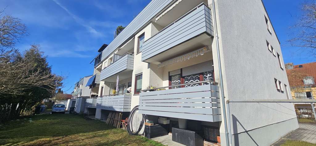 Immobilie in Karlsfeld - Gepflegtes 1-Zimmer-Appartement mit Südbalkon & Stellplatz in Karlsfel - Bild 0