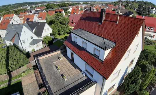 Dreifamilienhaus in ruhiger Innenstadtlage von Metzingen. Privatverkauf.
