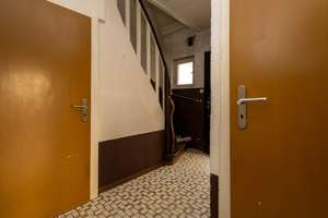 Köln-Langel: Freistehendes, charmantes Einfamilienhaus mit schönem Grundstück sucht Handwerker! – Die vollständige Adresse der Immobilie erhältst du vom Anbieter., 51143 Langel, Köln – Vorschaubild 3
