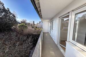 Charmante Doppelhaushälfte mit ausgebautem Dachgeschoss und Südgarten!  