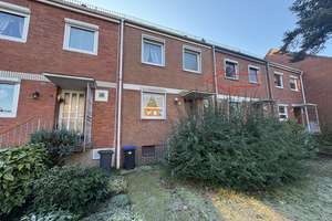 Reihenmittelhaus nebst Garage in Bremen Huchting