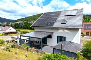 *PREISREDUZIERUNG* Familienidyll: Freistehendes Einfamilienhaus mit großem Garten in ruhiger Lage – Die vollständige Adresse der Immobilie erhältst du vom Anbieter., 63928 Eichenbühl – Vorschaubild 3