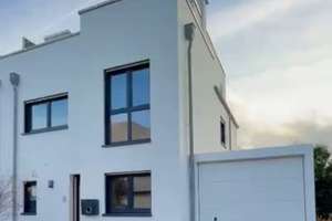 Traumhaus mit Mainblick Garten Garage und Pool - Einmalige Gelegenheit! – Zu den Mainwiesen 12, 63075 Rumpenheim, Offenbach am Main – Vorschaubild 1
