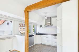 Wohnen mit Horizont und Raum für Individualität: Maisonettewohnung in begehrter Lage Stuttgarts! – 70192 Lenzhalde, Stuttgart – Vorschaubild 4