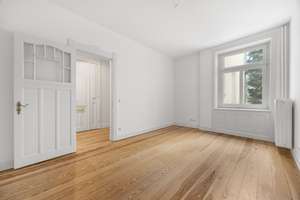 Altbaucharme im Generalsviertel mit sonnigem Südwestbalkon – Die vollständige Adresse der Immobilie erhältst du vom Anbieter., 20253 Hoheluft-West, Hamburg – Vorschaubild 10