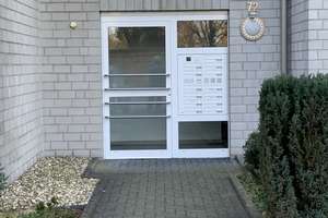 Freistehende 2-Zimmer Hochparterre Wohnung in gepflegtem Mehrfamilienhaus