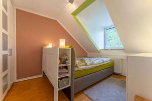 Lichtdurchflutete Maisonettewohnung mit Galerie und sonniger Dachterrasse – Die vollständige Adresse der Immobilie erhältst du vom Anbieter., 81927 Englschalking, München – Vorschaubild 6