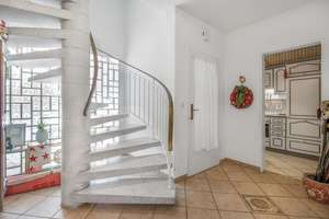 Property thumbnail 11