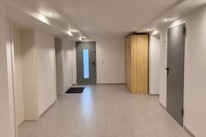     Wohnen auf höchstem Niveau – modernes Einfamilienhaus mit Wellness und Traumgarten – Die vollständige Adresse der Immobilie erhältst du vom Anbieter., 90518 Altdorf bei Nürnberg – Vorschaubild 18