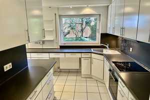Charmante Villa mit vielseitigem Potenzial
- Perfekt als Ein- oder Zweifamilienhaus! - – Hochtaunuskreis – Vorschaubild 7