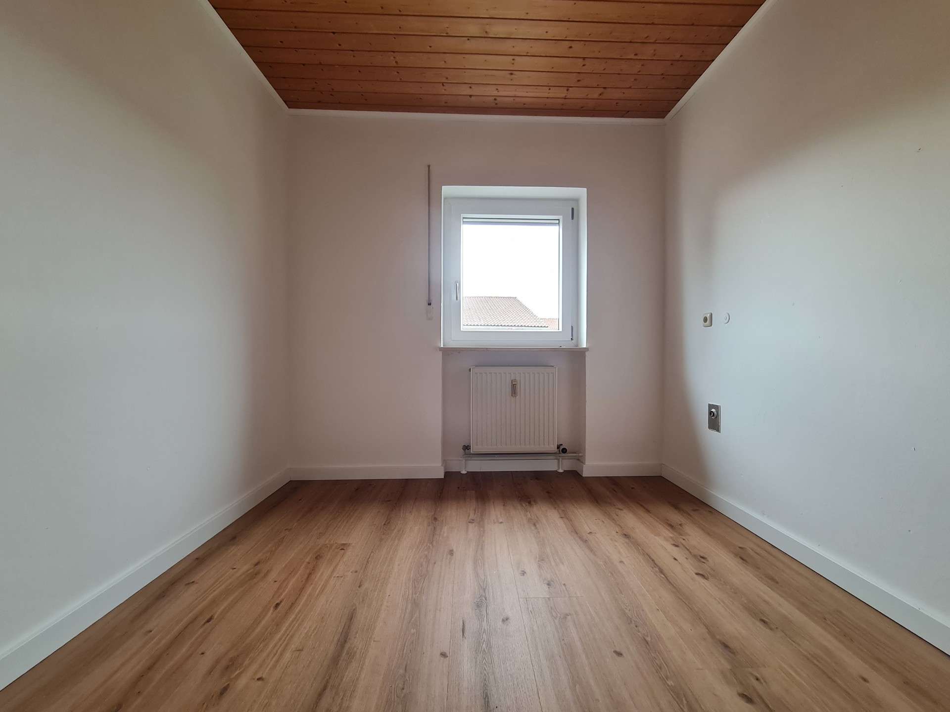 Immobilie in Salzweg - Tolles Wohnhaus mit Traumgarten vor den Toren Passaus. Familienglück oder Kapitalanlage oder beides? - Bild 6