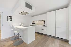 Stilvolle Designerwohnung mit Luxusausstattung: Ihr neues Zuhause in Traumlage von München-Solln! – Die vollständige Adresse der Immobilie erhältst du vom Anbieter., 81479 Solln, München – Vorschaubild 9