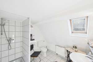 Investoren auf der Suche nach Gemeinschaftsunterkünften aufgepasst! Mod. Haus, 7 1/2 Zi. kernsaniert – Ludwigsburg (Kreis) – Vorschaubild 19