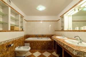 Property thumbnail 10