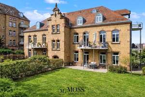 Historisches Wohnjuwel: Kernsanierte 4-Zi.-Altbauwohnung (145 m²) mit Parkblick Exklusiv in Breisach