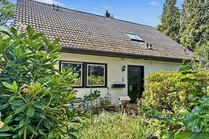Einfamilienhaus - Vollkeller und Einliegerwohnung - Top-Lage - Hamburg Boberg auf Erbpachtgrundstück – Die vollständige Adresse der Immobilie erhältst du vom Anbieter., 21033 Lohbrügge, Hamburg – Vorschaubild 2