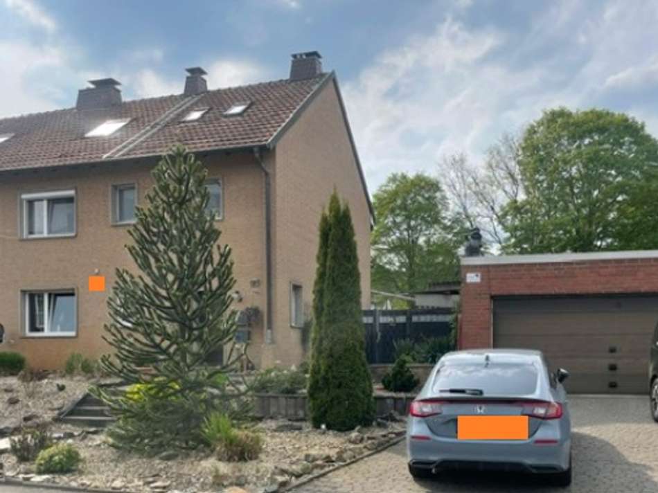 Haus- und Garage