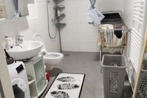 Vollmöblierte Wohnen mit Charakter: 1,5-Zimmer-Apartment in München - NUR für 1 PERSON! – Kämpferstraße 20, 80937 Am Hart, München – Vorschaubild 4