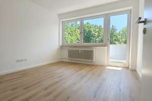 Erstbezug nach Sanierung! Super WG tauglich! inkl EBK! 2-ZKB Wohnung mit Balkon *Provisionsfrei! – Die vollständige Adresse der Immobilie erhältst du vom Anbieter., 81243 Pasing, München – Vorschaubild 23