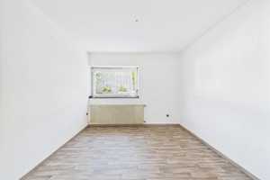 Gestalten Sie Ihr neues Zuhause mit diesem Einfamilienhaus in Erftstadt ganz nach Ihren Wünschen! – Marienstr. 15, 50374 Rhein-Erft-Kreis – Vorschaubild 18