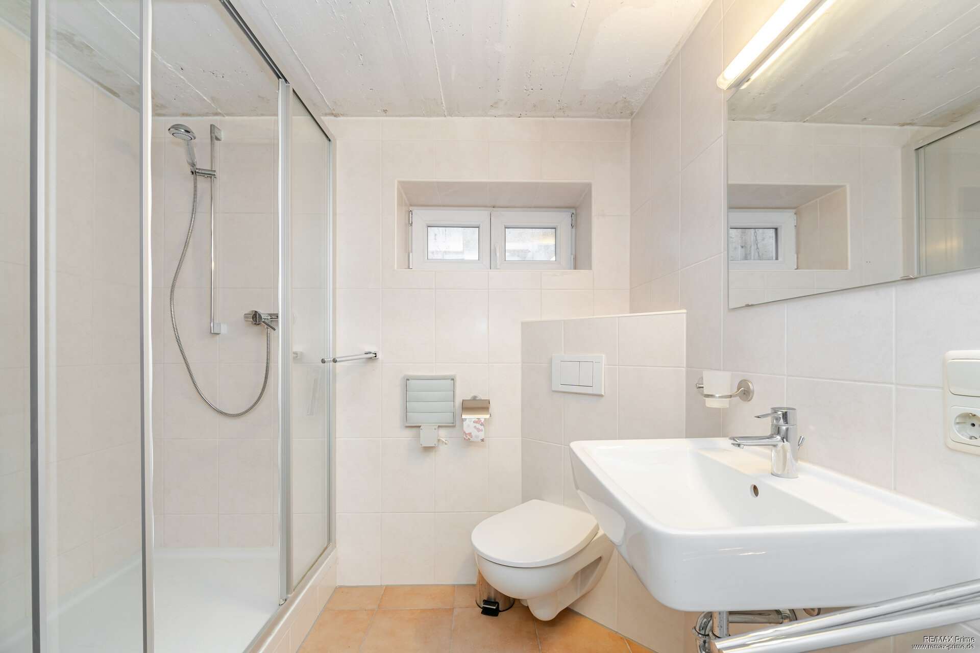 Immobilie in Grafing bei München - Haus der vielen Möglichkeiten in Grafing. Zwei- oder mögliches Mehrfamilienhaus mit Perspektive - Bild 5