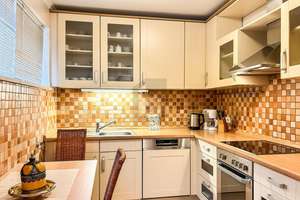 MÖBLIERTER LUXUS MIT SAUNA & TERRASSE – Die vollständige Adresse der Immobilie erhältst du vom Anbieter., 22587 Blankenese, Hamburg – Vorschaubild 3