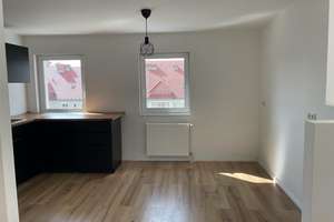Individuelle 2,5-Zimmer DG-Wohnung auf Altbau 1910 mit Balkon in Spandau.  – Streitstraße 78, 13587 Hakenfelde, Berlin – Vorschaubild 8
