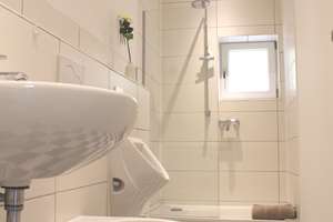 Exklusiv und stilvoll: Das Designer-Apartment für anspruchsvolle Mieter! Jetzt besichtigen! – Dünnwalder Straße 58, 51063 Mülheim (Ortsteil), Köln – Vorschaubild 15