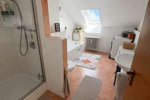 Helle 3,5 Zimmer Wohnung mit Balkon | Nähe Universität – Die vollständige Adresse der Immobilie erhältst du vom Anbieter., 93051 Kumpfmühl-Ziegetsdorf-Neuprüll, Regensburg – Vorschaubild 9