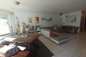Großzügige, möblierte 2-Zimmer-Wohnung (befristet) mit Garten, Jacuzzi & Terrasse in Riedenberg – Die vollständige Adresse der Immobilie erhältst du vom Anbieter., 70619 Riedenberg, Stuttgart – Vorschaubild 2