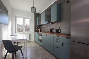 Stilvoll möbliert! Helle 2-Zimmer-Wohnung mit Balkon im Herzen von Prenzlauer Berg – Bötzowstraße 72, 10407 Berlin – Vorschaubild 3