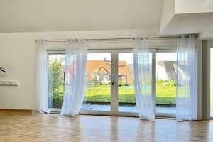 Villa mit 2 Wohneinheiten in bester Lage
-Fassade wird komplett saniert- – Die vollständige Adresse der Immobilie erhältst du vom Anbieter., 79650 Schopfheim – Vorschaubild 8