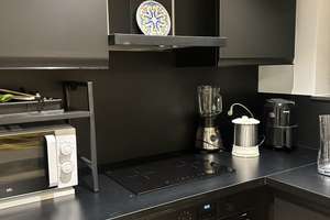 Untermieterin gesucht: 1-Zimmer-Apartment in Bockenheim – 60487 Bockenheim, Frankfurt am Main – Vorschaubild 3