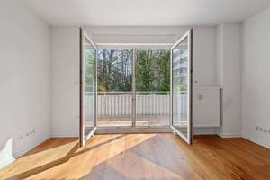 DIREKT EINZIEHEN & WOHLFÜHLEN - HOCHWERTIG RENOVIERTE 3-ZI-WHG MIT SÜD-LOGGIA IM HERZEN VON STEGLITZ – 12169 Steglitz, Berlin – Vorschaubild 9