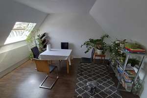 Gepflegte DG-Wohnung mit Ausblick,EBK-Übernahme,Toplage Feuerbach-Zentrum,ÖPNV perfekt,TLB m. Dusche – Rendlenstraße 12, 70469 Feuerbacher Tal, Stuttgart – Vorschaubild 2