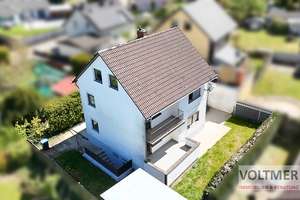BALKONIEN - Einfamilienhaus mit Garage und zwei Balkonen in Sackgassenlage von Kirkel! – Die vollständige Adresse der Immobilie erhältst du vom Anbieter., 66459 Kirkel – Vorschaubild 1