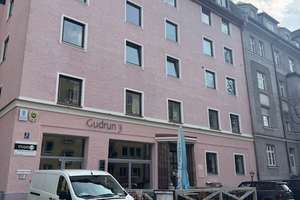 2,5-Zimmer Wohnung mit Balkon im EG in München-Neuhausen