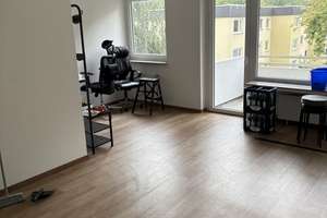 2 Zimmer Wohnung mit Balkon!