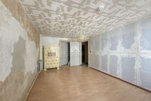 SANIERUNGSBEDÜRFTIGE TRAUMWOHNUNG MIT VIEL POTENZIAL! PROVISIONSFREI! – Leykestraße 1, 12053 Neukölln (Ortsteil), Berlin – Vorschaubild 2