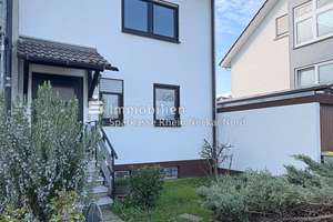 Wohnen mit Wohlfühlfaktor – Reihenendhaus in Mannheim-Sandhofen – Die vollständige Adresse der Immobilie erhältst du vom Anbieter., 68307 Sandhofen, Mannheim – Vorschaubild 3