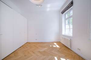 Moderne Wohnung mit großzügigem Südbalkon – Die vollständige Adresse der Immobilie erhältst du vom Anbieter., 20149 Harvestehude, Hamburg – Vorschaubild 7