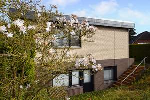 Perfekte Raumaufteilung in gepflegtem Bungalow mit Teilkeller und Garage in Wunstorf Klein-Heidorn!