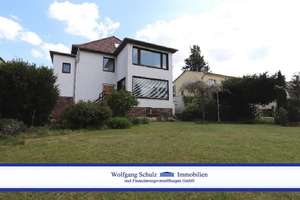 Stilvolle Altbauvilla von 1936 mit 7 Zimmern 188 m² Wohnfläche, ideal als Ein- oder Zweifamilienhaus – Die vollständige Adresse der Immobilie erhältst du vom Anbieter., 12107 Mariendorf, Berlin – Vorschaubild 1