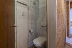 Individuelle, großzügige 5-Zimmer-Dachterrassenwohnung mit Kamin nahe Westpark- mit Potenzial! – Die vollständige Adresse der Immobilie erhältst du vom Anbieter., 80686 Land in Sonne, München – Vorschaubild 15