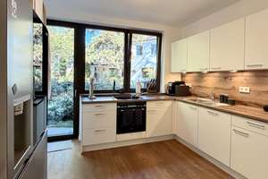 Executive Rental (möbliert, befristet): 166 qm Gartenwohnung in M-Solln mit Stell- & E-Ladeplatz – Die vollständige Adresse der Immobilie erhältst du vom Anbieter., 81479 Solln, München – Vorschaubild 11
