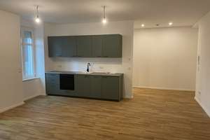 Erstbezug nach Sanierung: 1-Zimmer-Wohnung