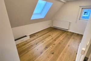 Modernes Familienparadies in Wuppertal-Heckinghausen –  kernsaniertes Einfamilienhaus mit Fernblick – Die vollständige Adresse der Immobilie erhältst du vom Anbieter., 42289 Heckinghausen, Wuppertal – Vorschaubild 8