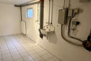 Schöne und geräumige Doppelhaushälfte im Regensburger Süden! – 93053 Oberisling-Graß, Regensburg – Vorschaubild 19